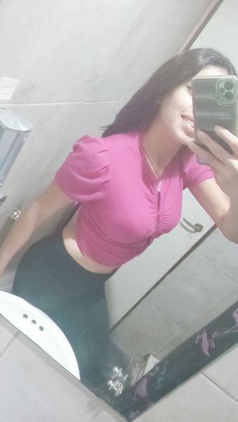 Hola te comento q brindo mis servicios de masajes terapéuticos...con exelente atención...realiza conmigo un estado de relajación para tu mente y cuerpo.!